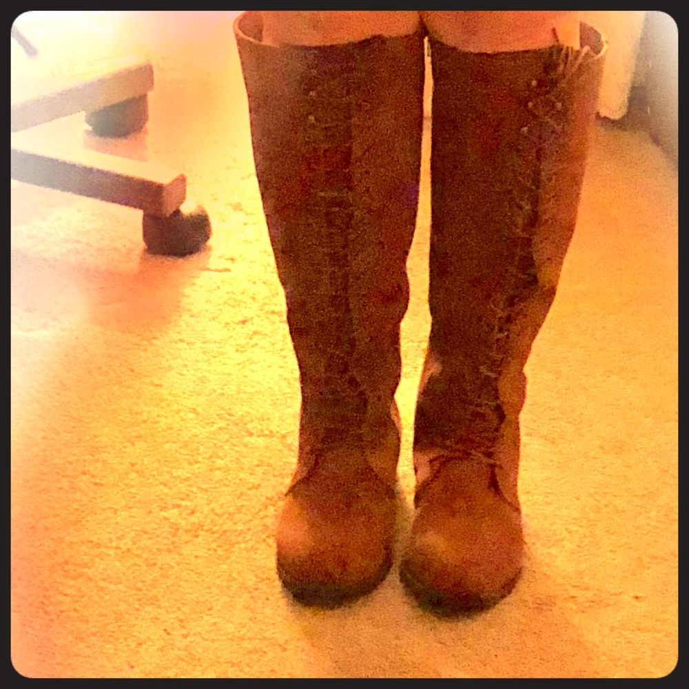 Torrid knee high lace up boots size 9